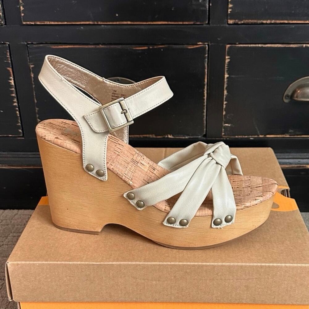 Korks 10 Dawson Cream Strappy Platform Sandal New